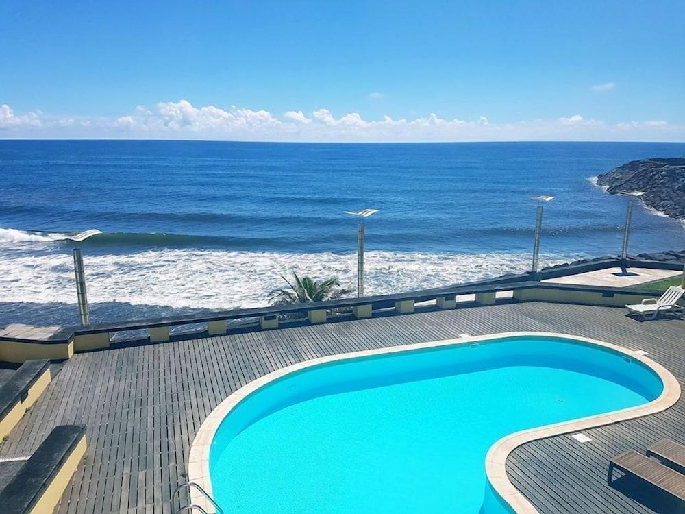Vinha Da Areia Beach Hotel Вила-Франка-ду-Кампу Экстерьер фото